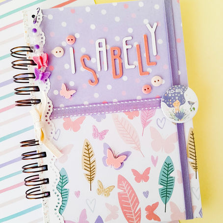 Caderno Isabelly por Renata Occhiuto.