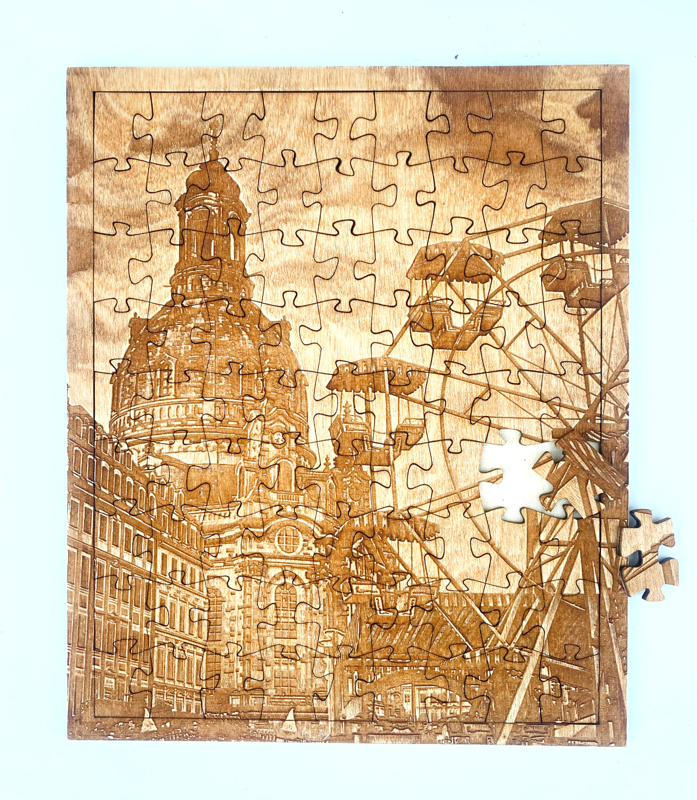 Holzpuzzle mit deinem Bild gelasert