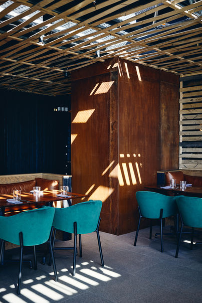 AHI_Interiors_DiningRoom_06_02.jpeg