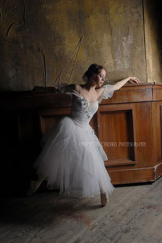 NATALIA DE FROBERVILLE, Étoile du Ballet du Capitole de Toulouse, Ballet, Theatre and Fine Art Photography by Dmitry Savchenko