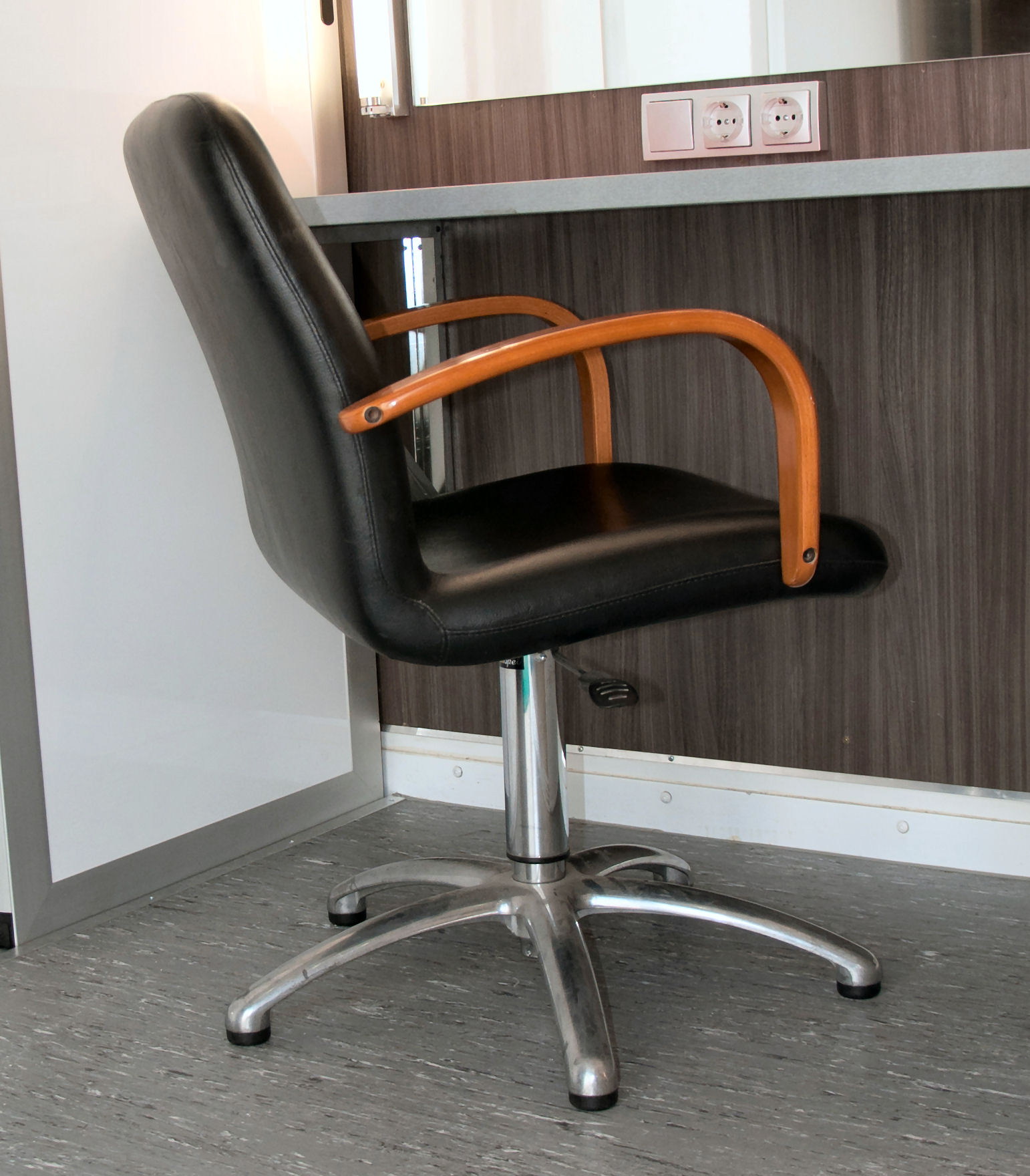 Sillón peluquería (sin reposa-cabezas)