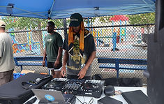 DJ