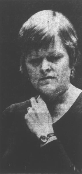 Soeur de Nicole témoignant devant le coroner.