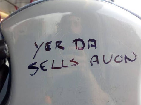 Yer Da Sells Tr-Avon