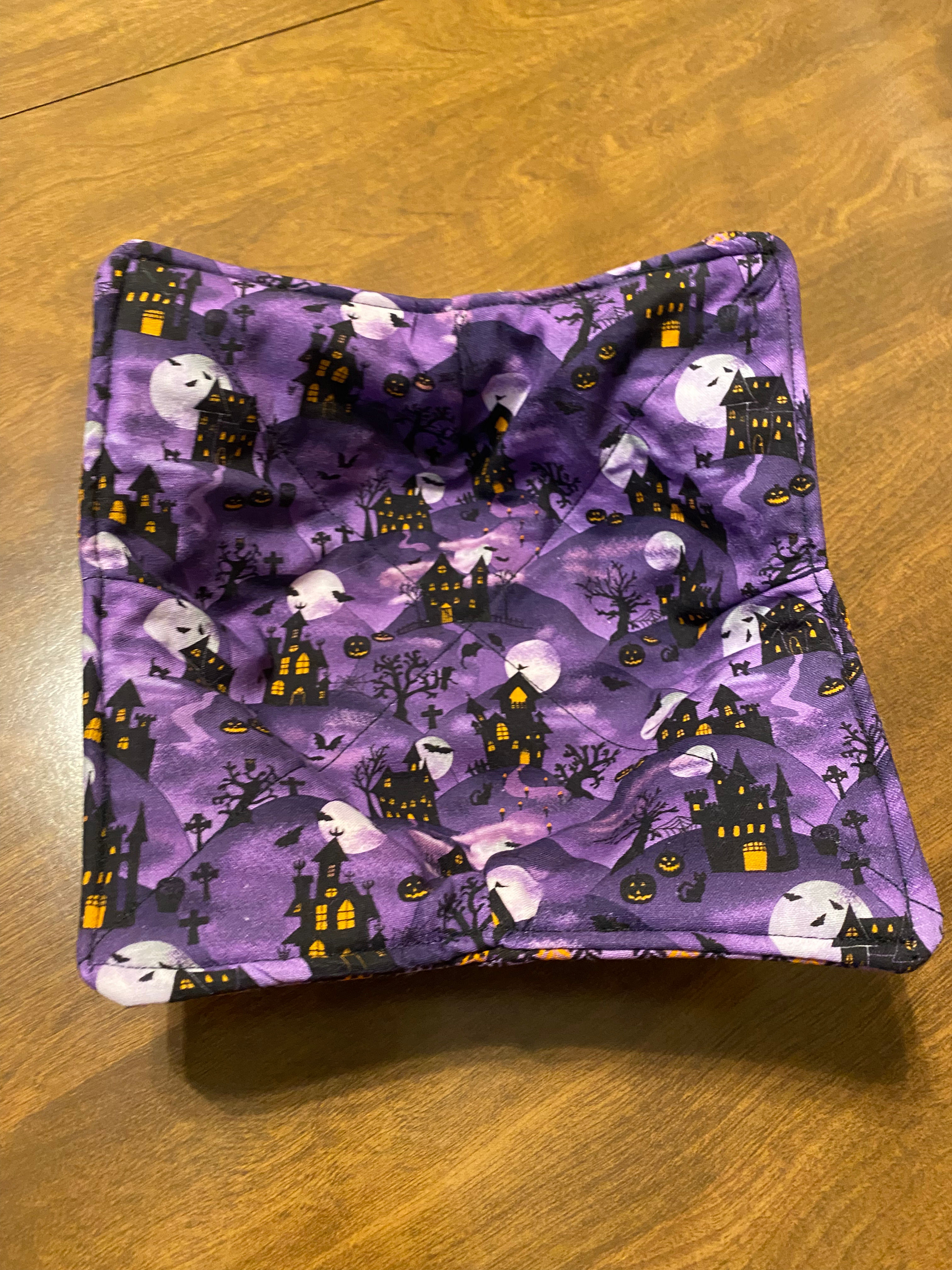 Haunted House Bowl Cozy