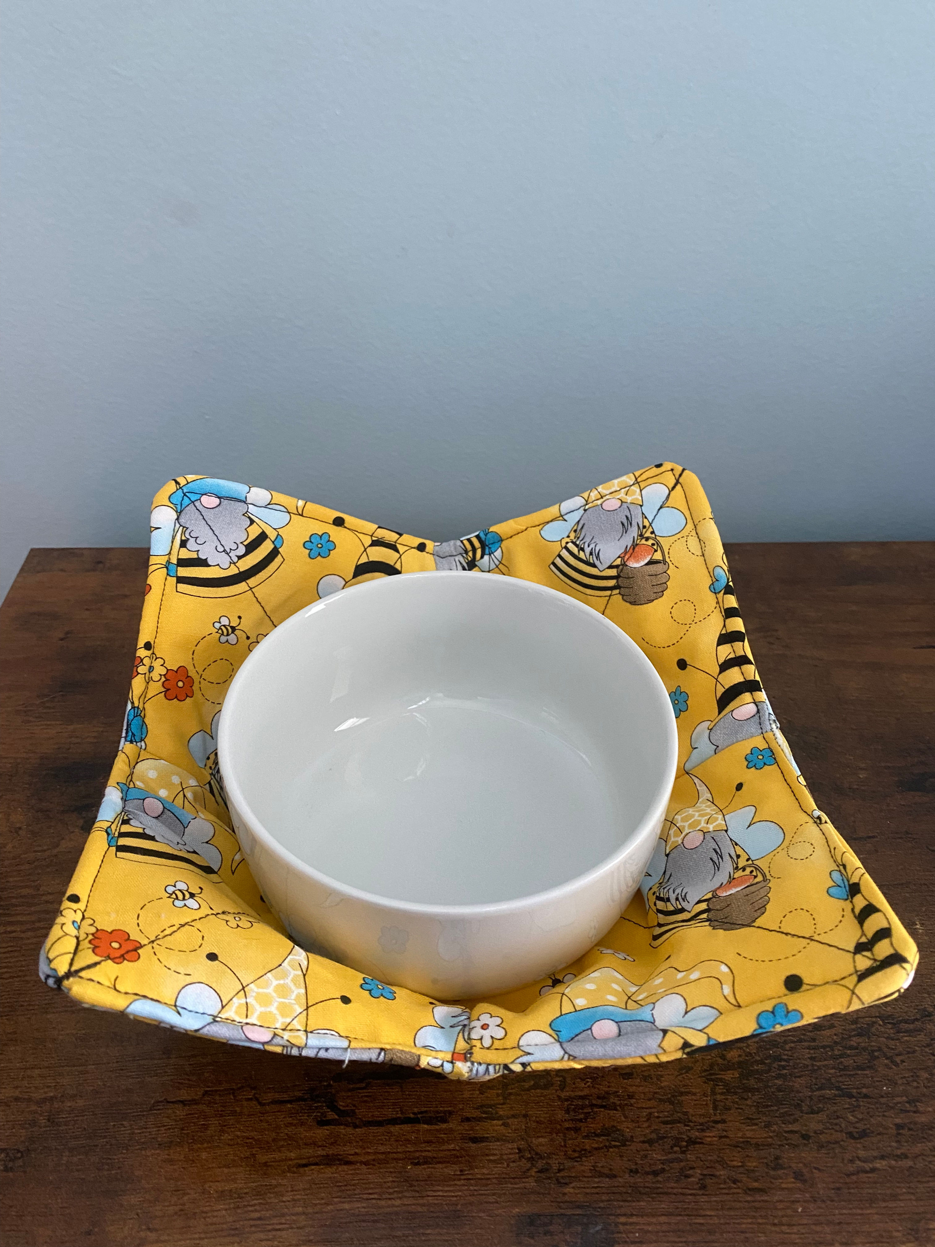 Buzzing Gnomes Bowl Cozy