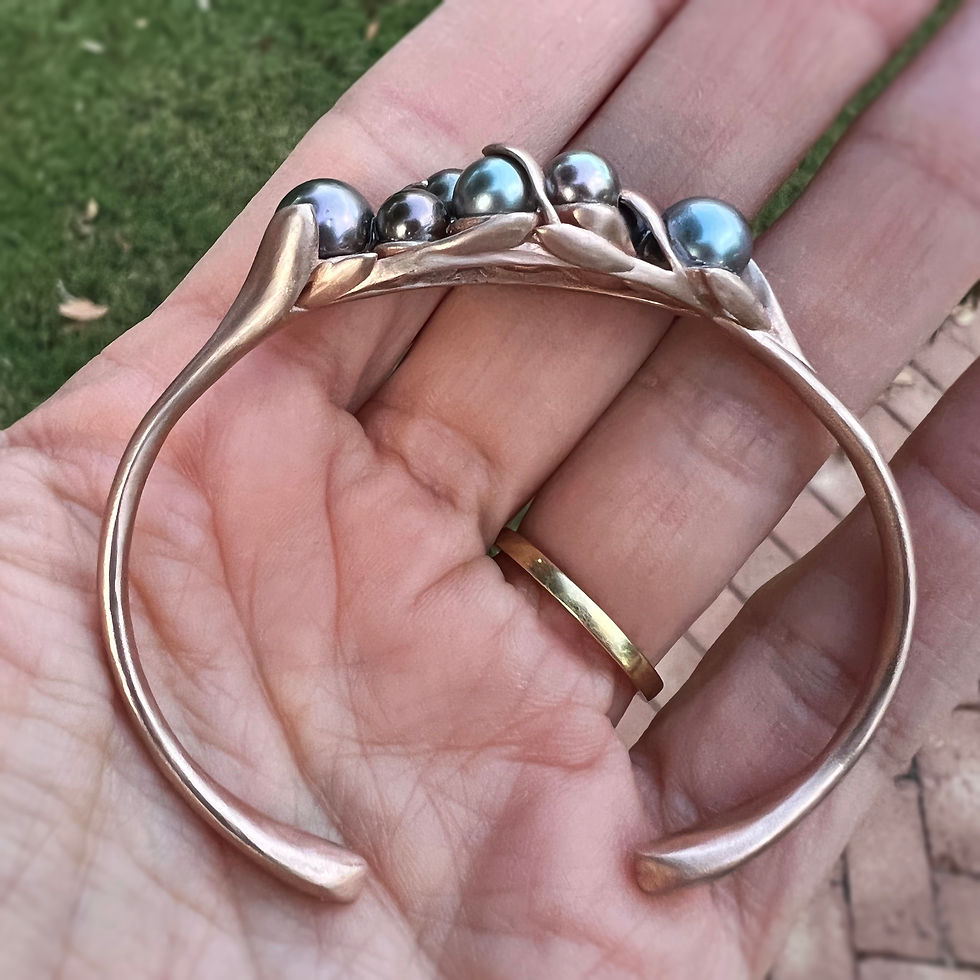 Thumbnail: Tahitian Pearl Jungle Bracelet in 14k Rose Gold