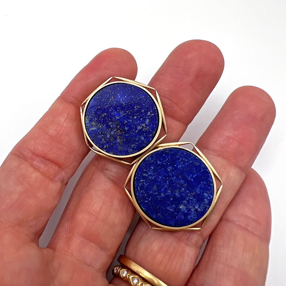 Thumbnail: Lapis Leaf Cufflinks in 14k Yellow Gold