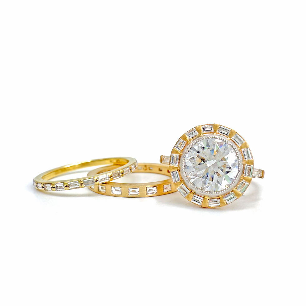 Thumbnail: West Side Baguette Halo Ring with 2.52ct Round Brilliant Cut Diamond in 18kyg