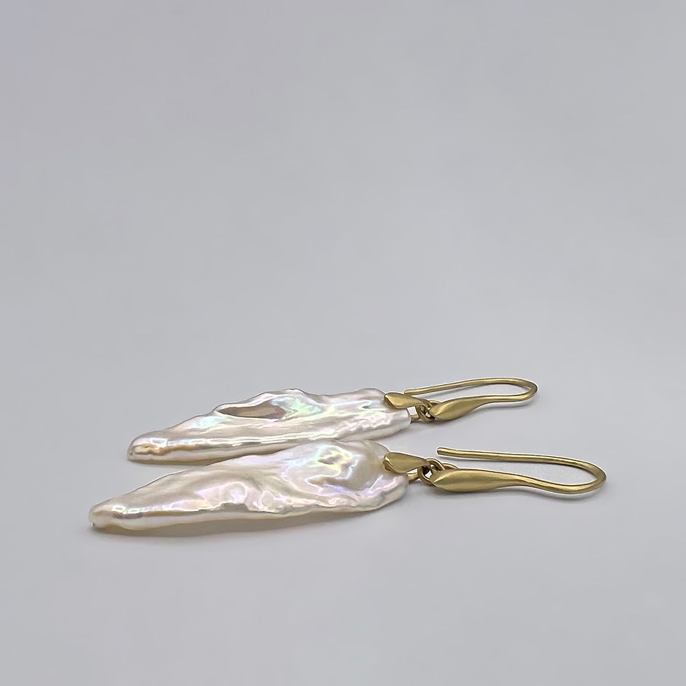 Thumbnail: Elongated Petal Pearl Dancing Earrings in 18kyg
