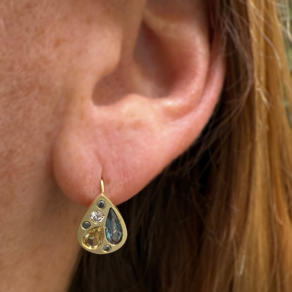 Thumbnail: Natural Color Change Alexandrite and Diamond Pear Shaped Mosaic Earrings in 18k Yellow Gold