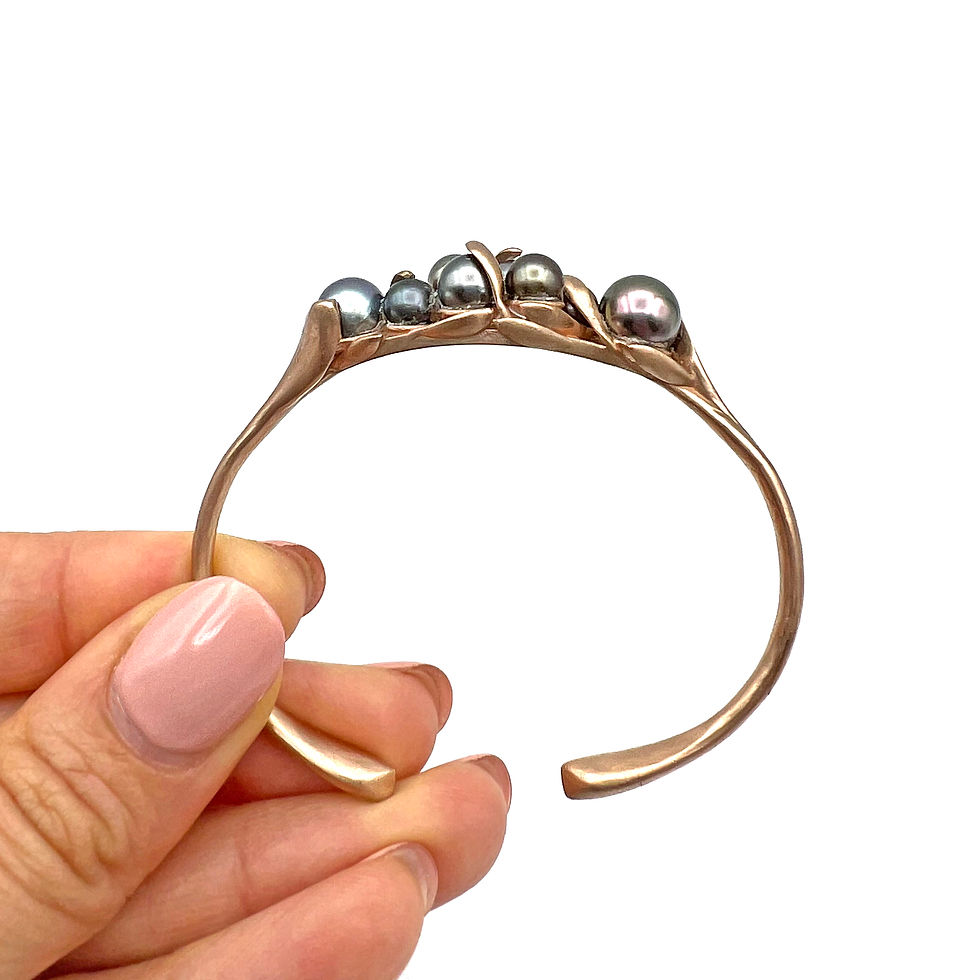 Thumbnail: Tahitian Pearl Jungle Bracelet in 14k Rose Gold