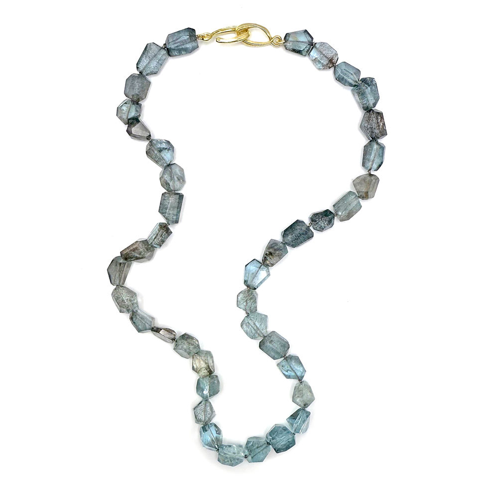 Thumbnail: Chiseled Moss Aquamarine Candy Necklace 18k yellow gold clasp
