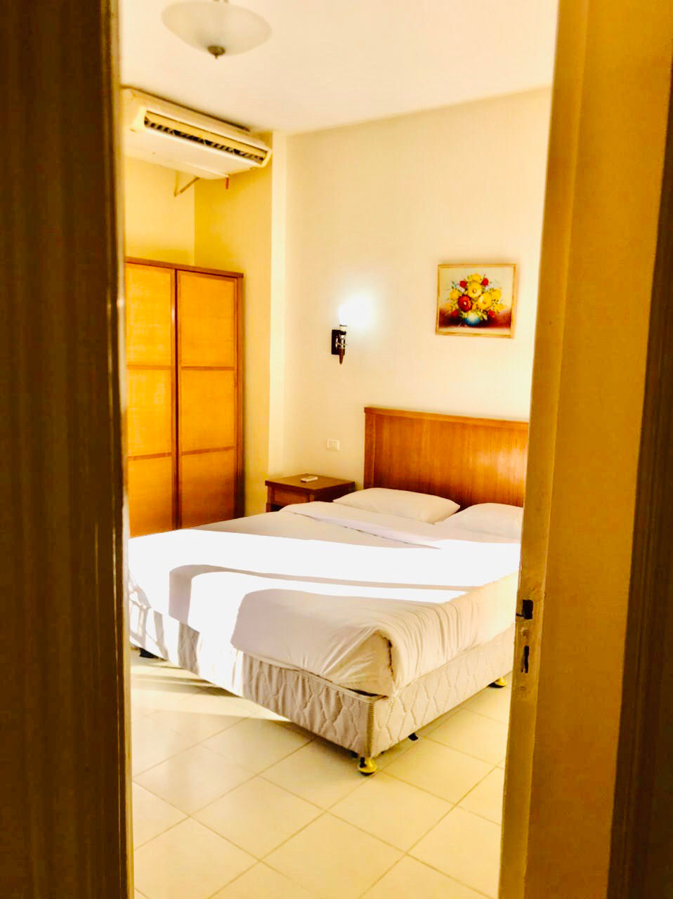 Thumbnail: 2 Bedroom Apartment For Sale Sharks Bay