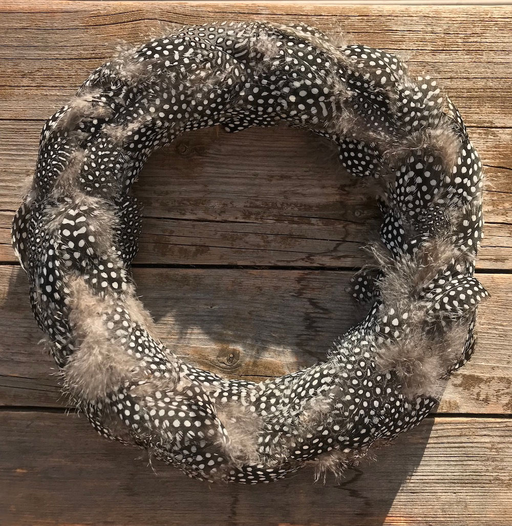 Věnec z peříček perličky