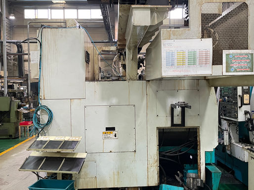 QL-300H_2 SPINDLE LATHE with LOADER - USED MACHINE