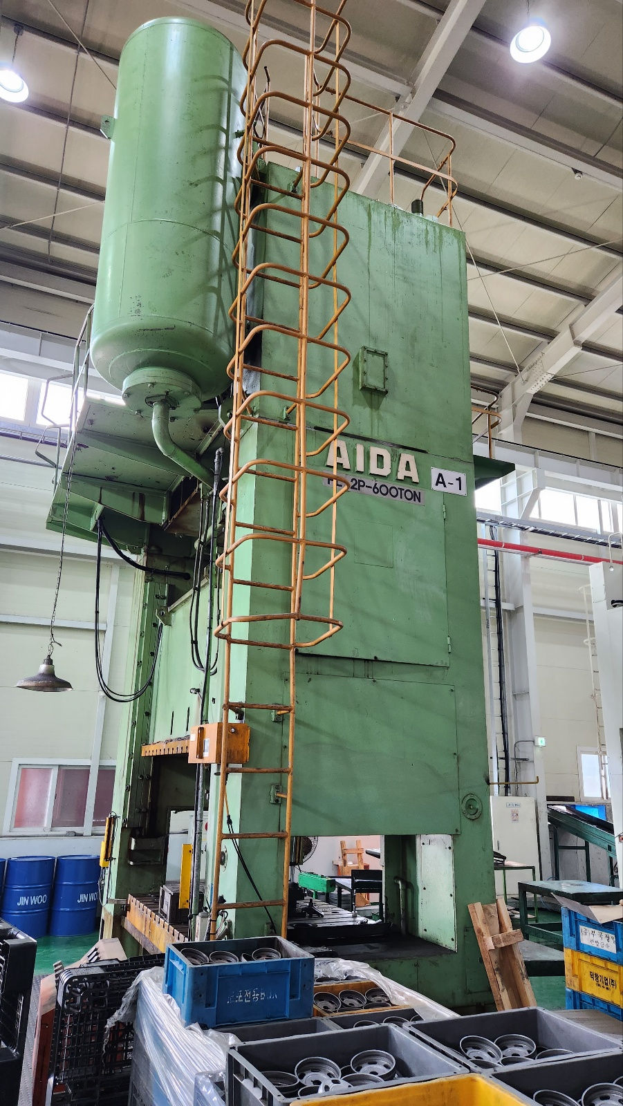 AIDA 600 TON