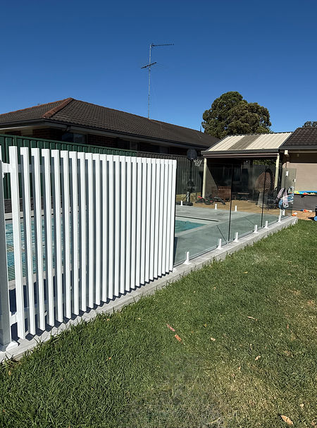 White Aluminium Blade Fencing