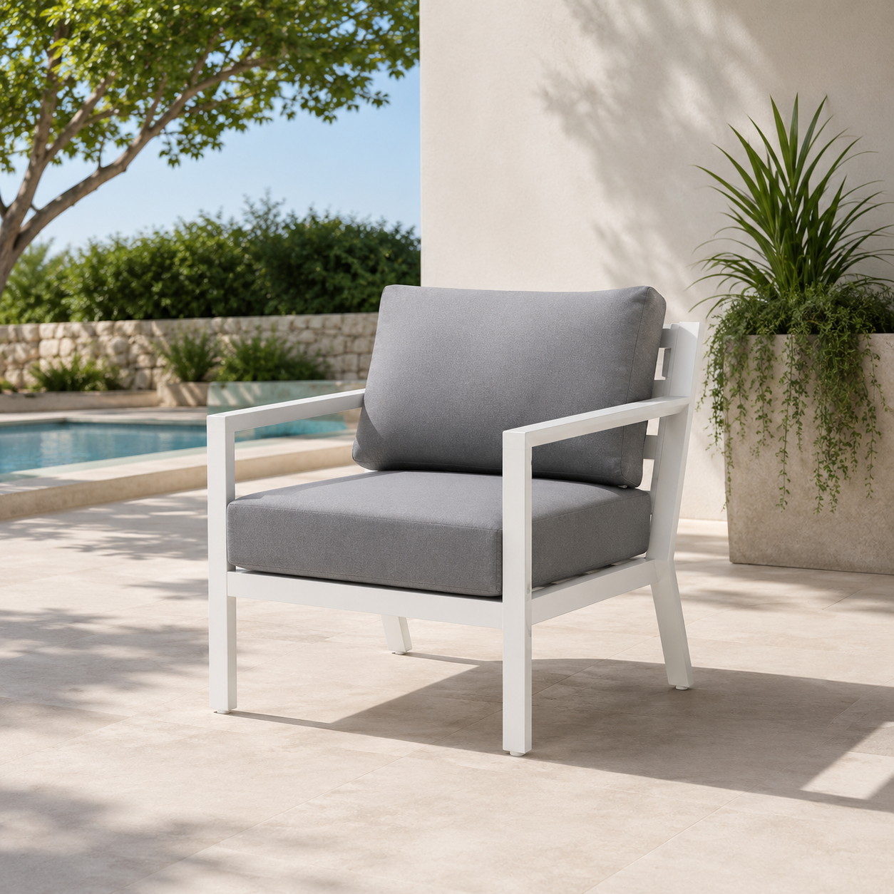 'Sydney' Outdoor Lounge Chair Single White