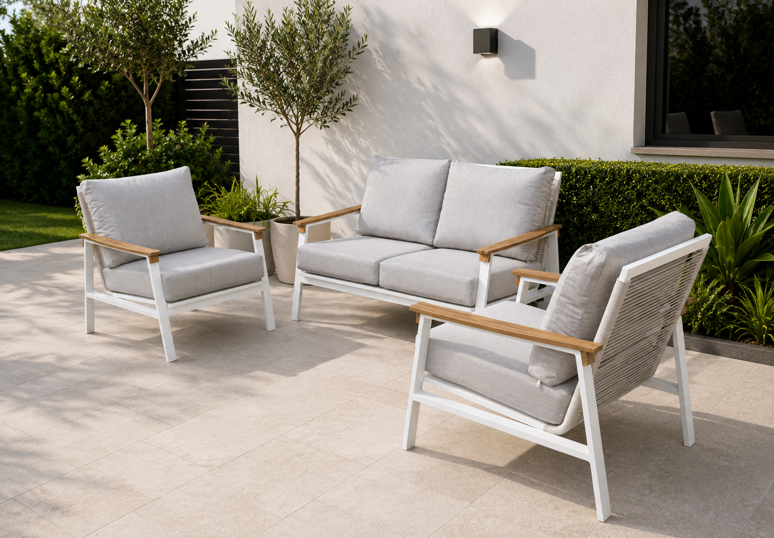 'Amelia' Outdoor Rope Back Lounge Setting Aluminum Wood Look
