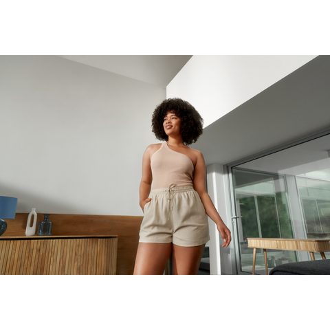 001318_EM_cl_NBD_DarkSkinBodyCreme_StaticTif18_202209_Digital_4000x2667-agena_2400x2400_rgb_300dpi_png_transparent