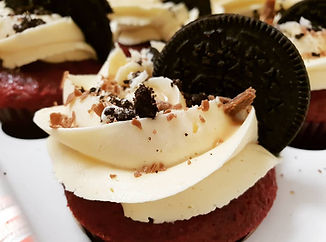 Oreo Cupcake 1.jpg
