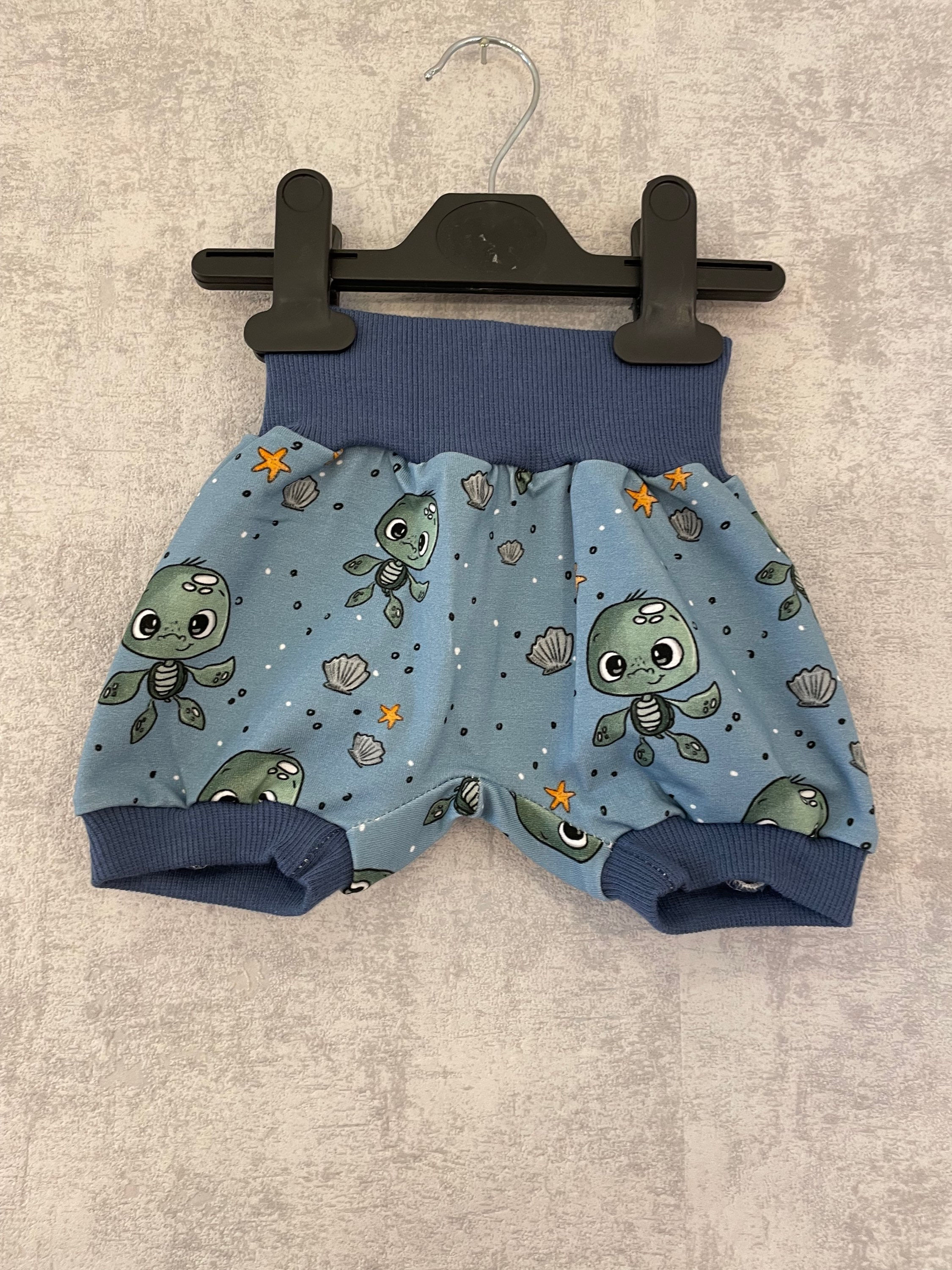 Kurze Pumohose Größe 50/56 