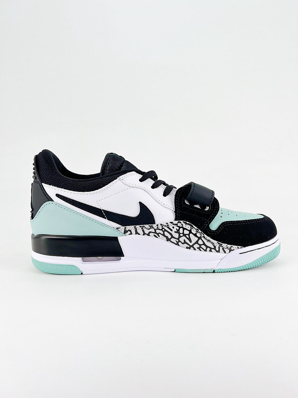 Miniatura: Air Jordan 4 “Forget Me Not