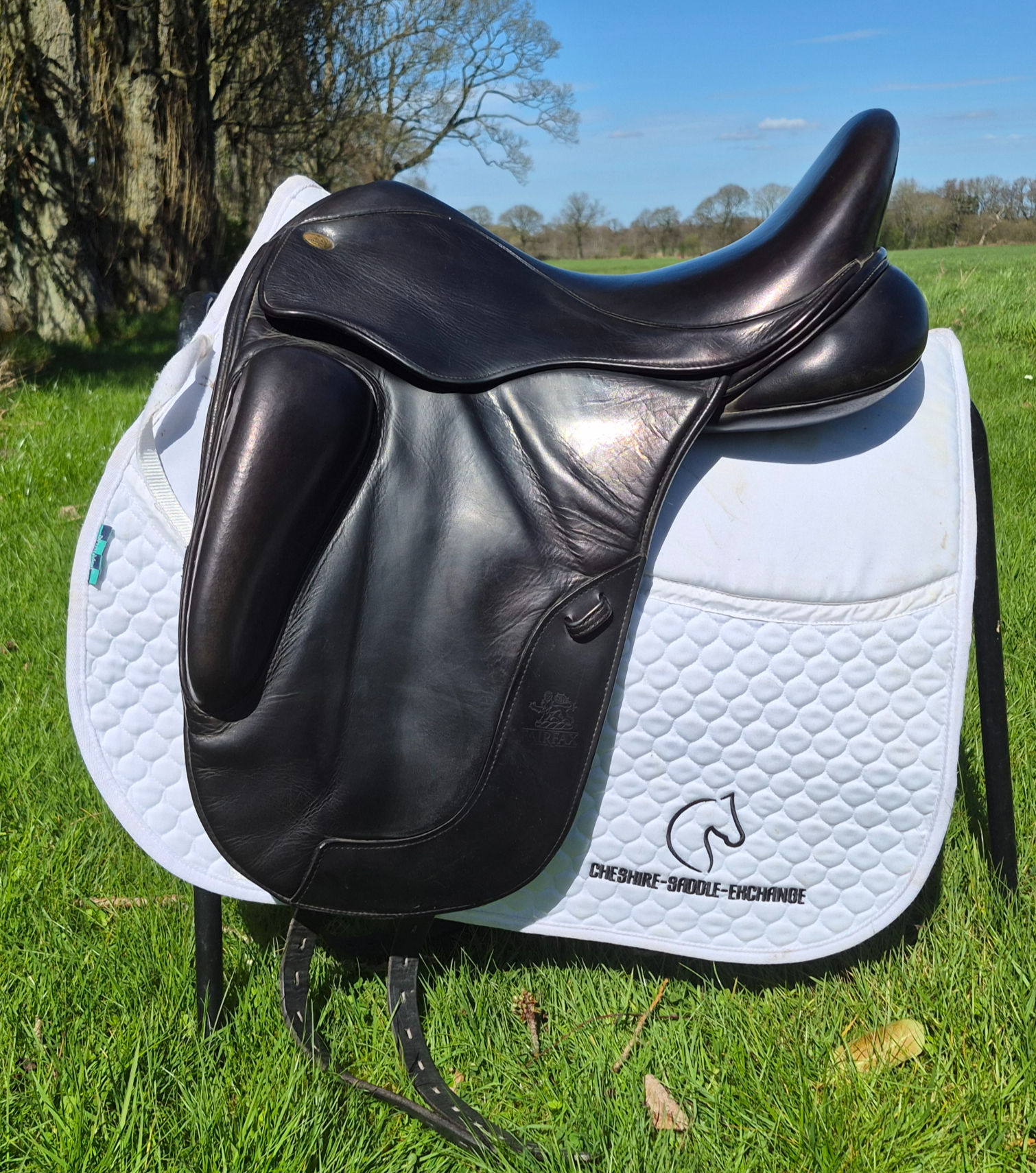 17" FairFax Gareth monoflap dressage saddle adjustable