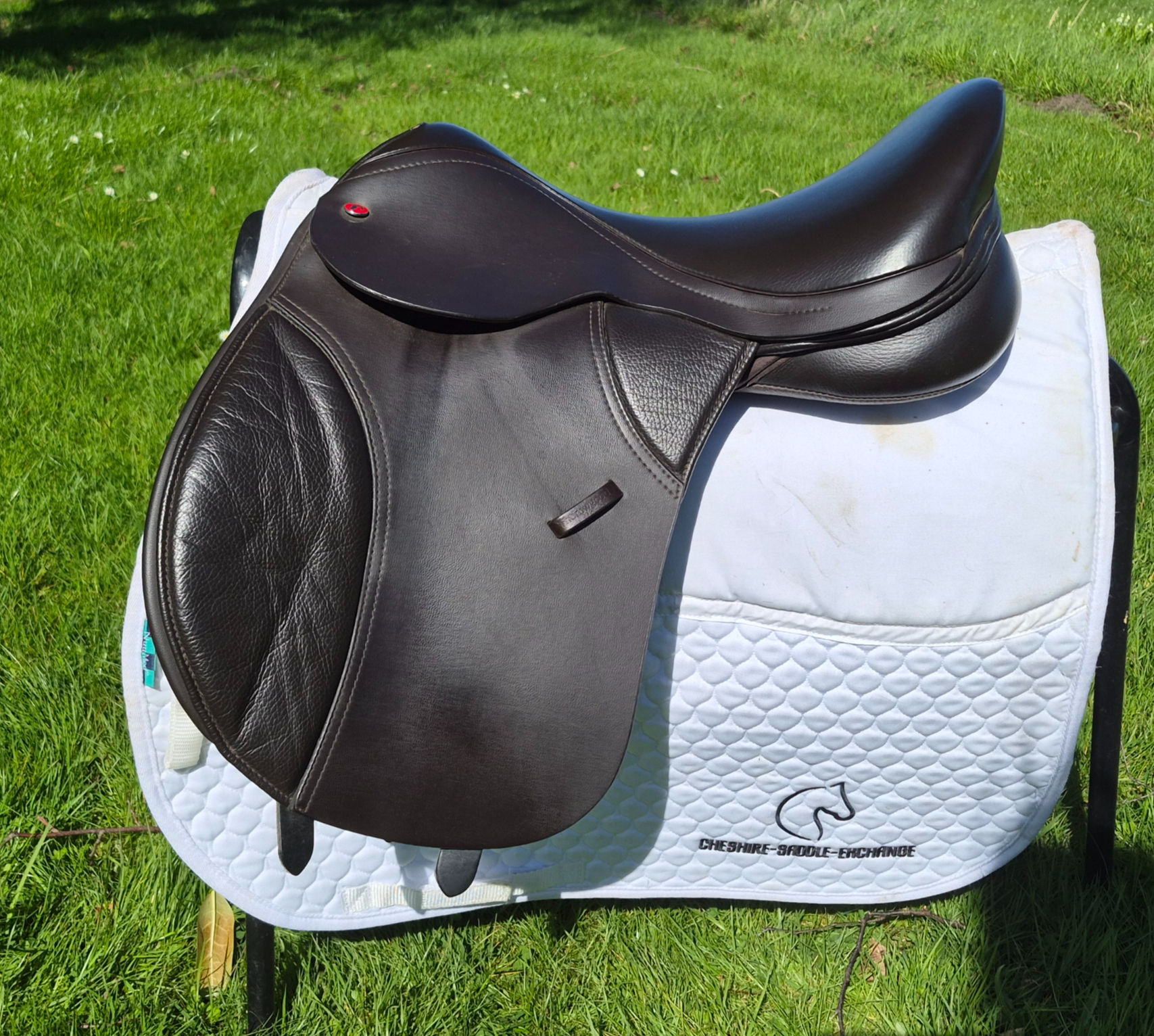 16.5 t8 thorowgood compact saddle adjustable *RESERVED*