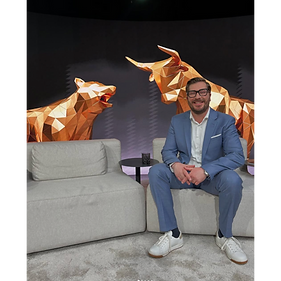 Kein Titel (1920 x 1920 px).png