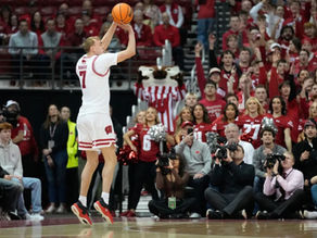 3-Ball Helps Wisconsin Dominate Michigan State