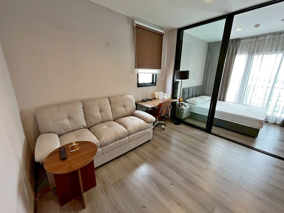ให้เช่าคอนโด The Politan Rive (เดอะ โพลิแทน รีฟ) 30 ตร.ม. ชั้น 22