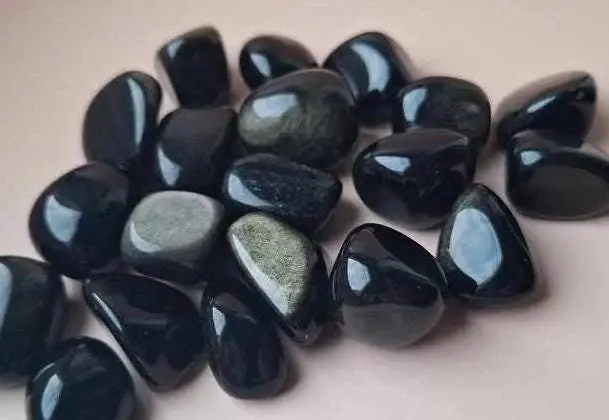 Golden Obsidian Tumblestone