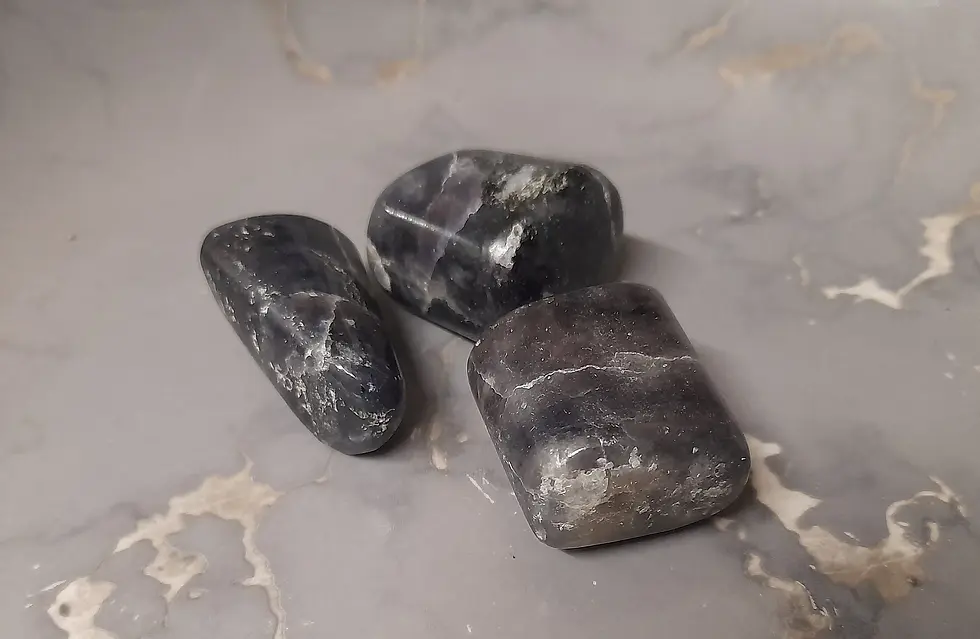 Iolite Tumblestone