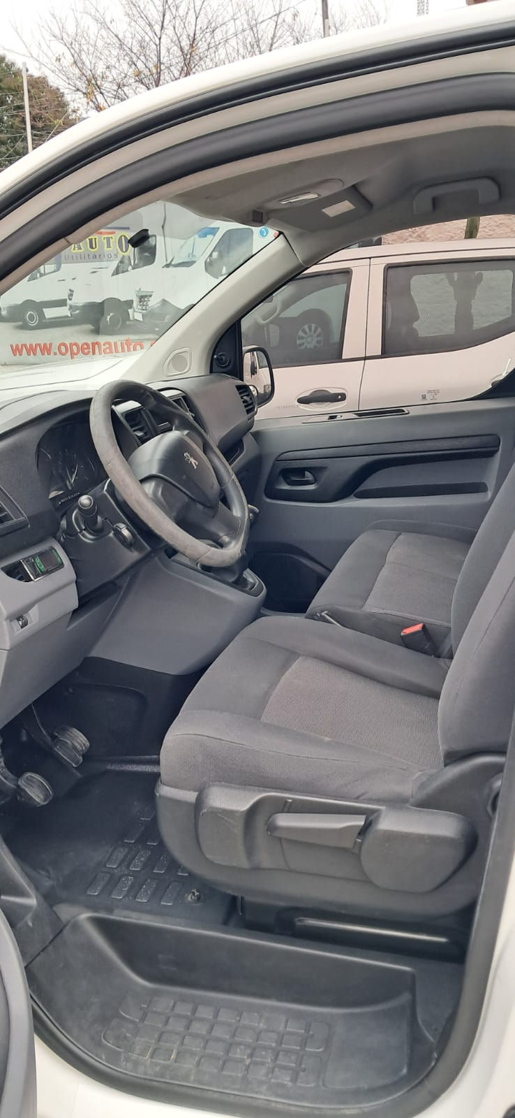 Miniatura: Peugeot Expert Business 2018/2019