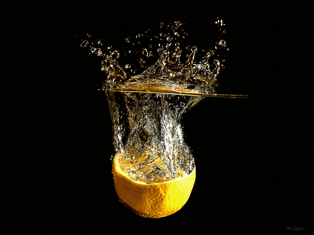 Lemon in water