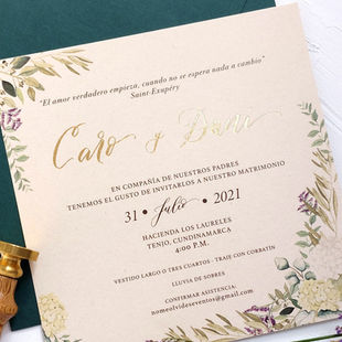 Invitaciones de boda con ilustraciones en acuarela