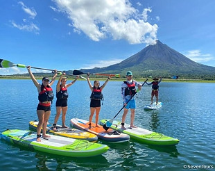 STAND UP PADDLE IN ARENAL LAKE