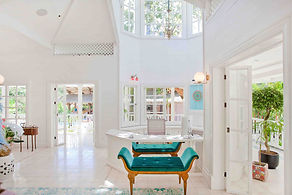 AGUAS CLARAS LOBBY