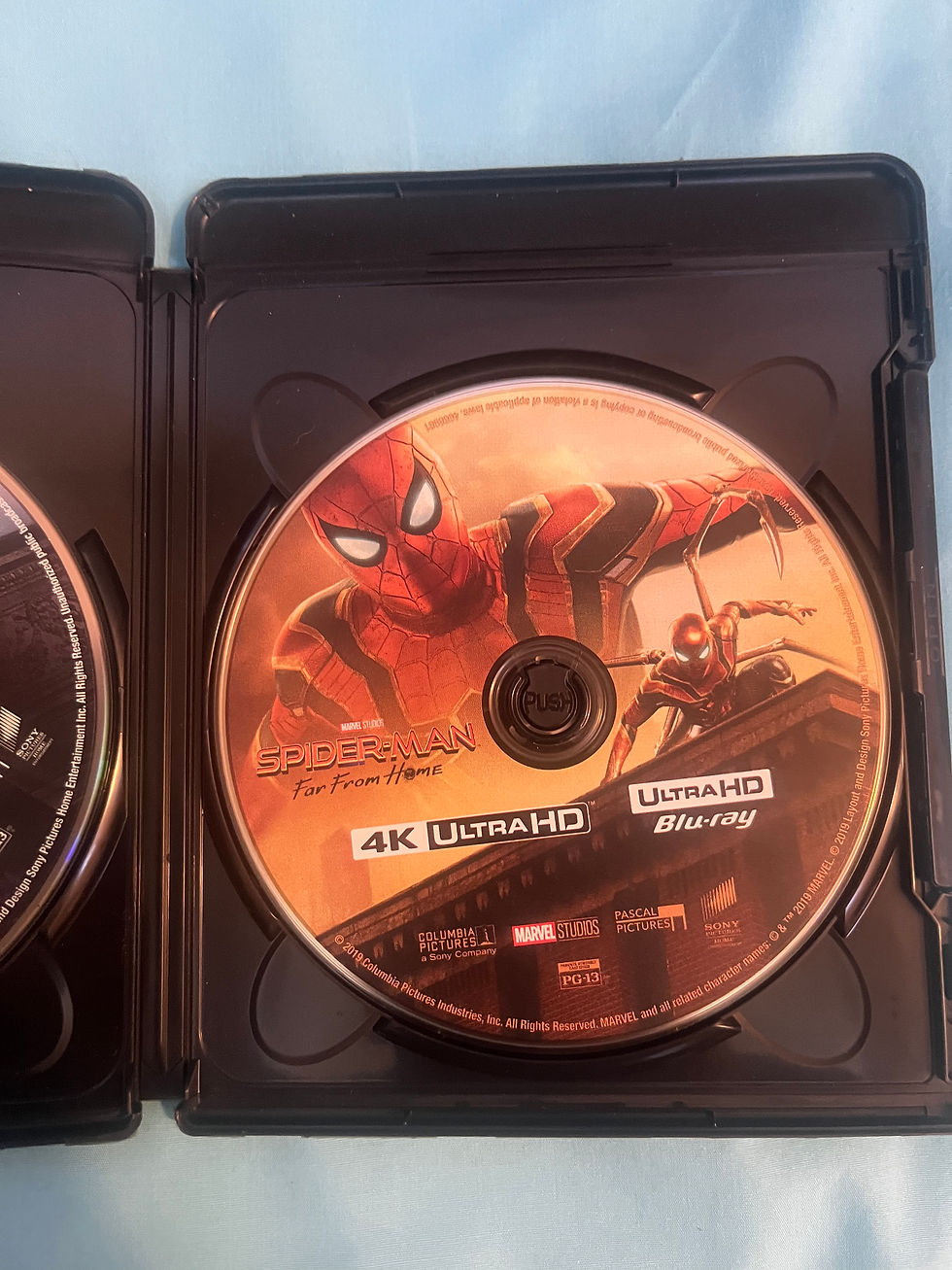 Thumbnail: Spider-Man: Far From Home 4K Ultra HD Blu-ray w/ Slipcover Marvel MCU Sony