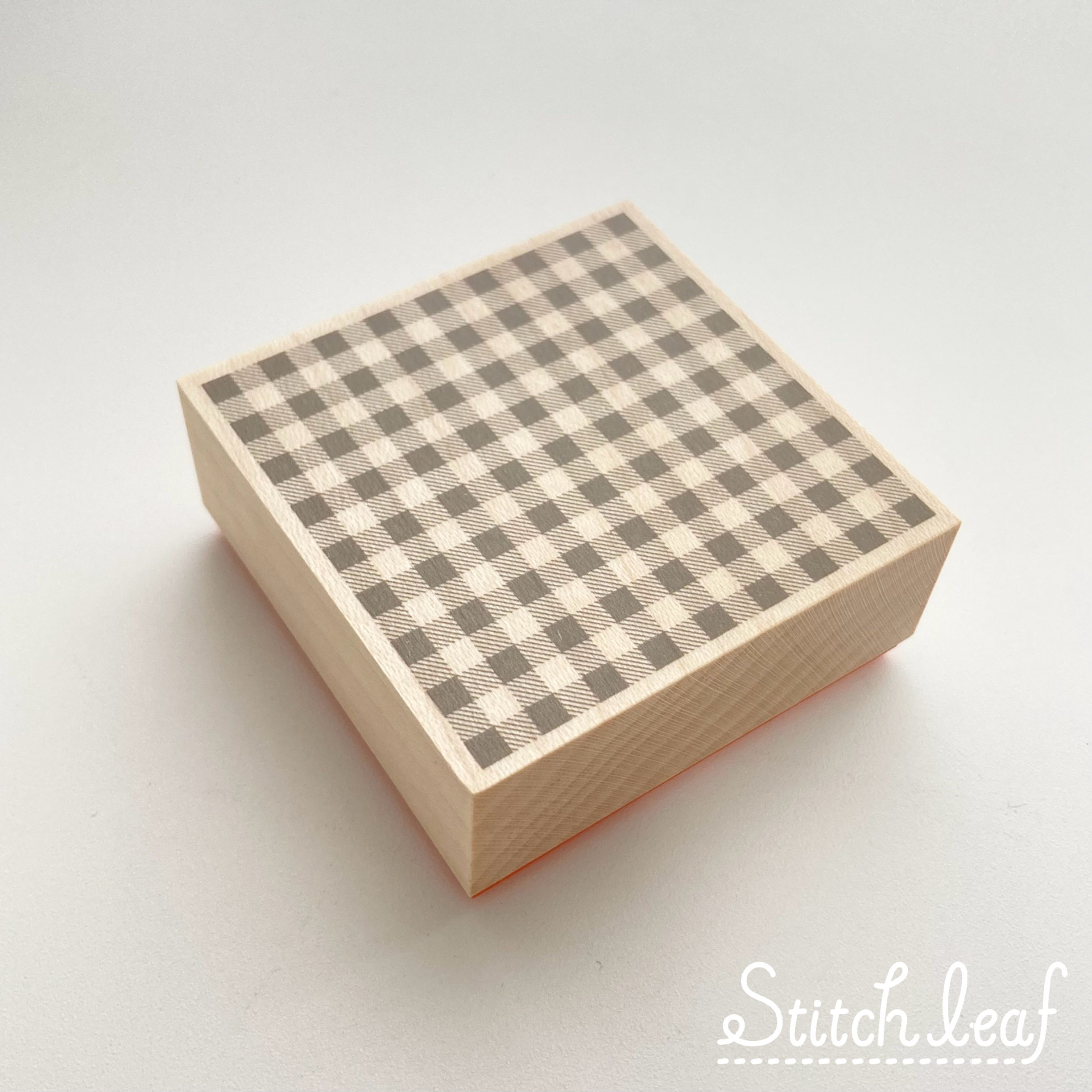 鳥の葉工房　クロススタンプ・ギンガムチェック / XL(印刷色：グレー)