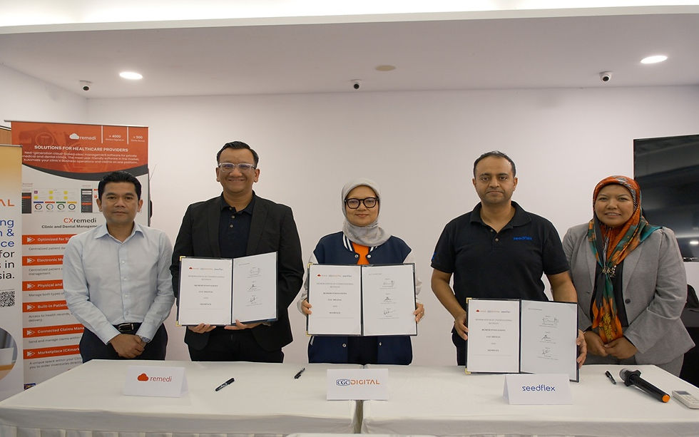 (From left) MIDA Executive Director of Investment Promotion Faizal Jalaludin, Remedi Managing Director and Co-Founder Dr Khairul Faizi Khalid, CGC Digital Chief Executive Officer Yushida Husin, Seedflex Co-Founder and Chief Executive Officer Ritwik Ghosh, and Cyberview Head of Technology Hub Development Shafinaz Salim at the signing ceremony between Remedi, CGC Digital, and Seedflex to enable on-platform financing for clinics.