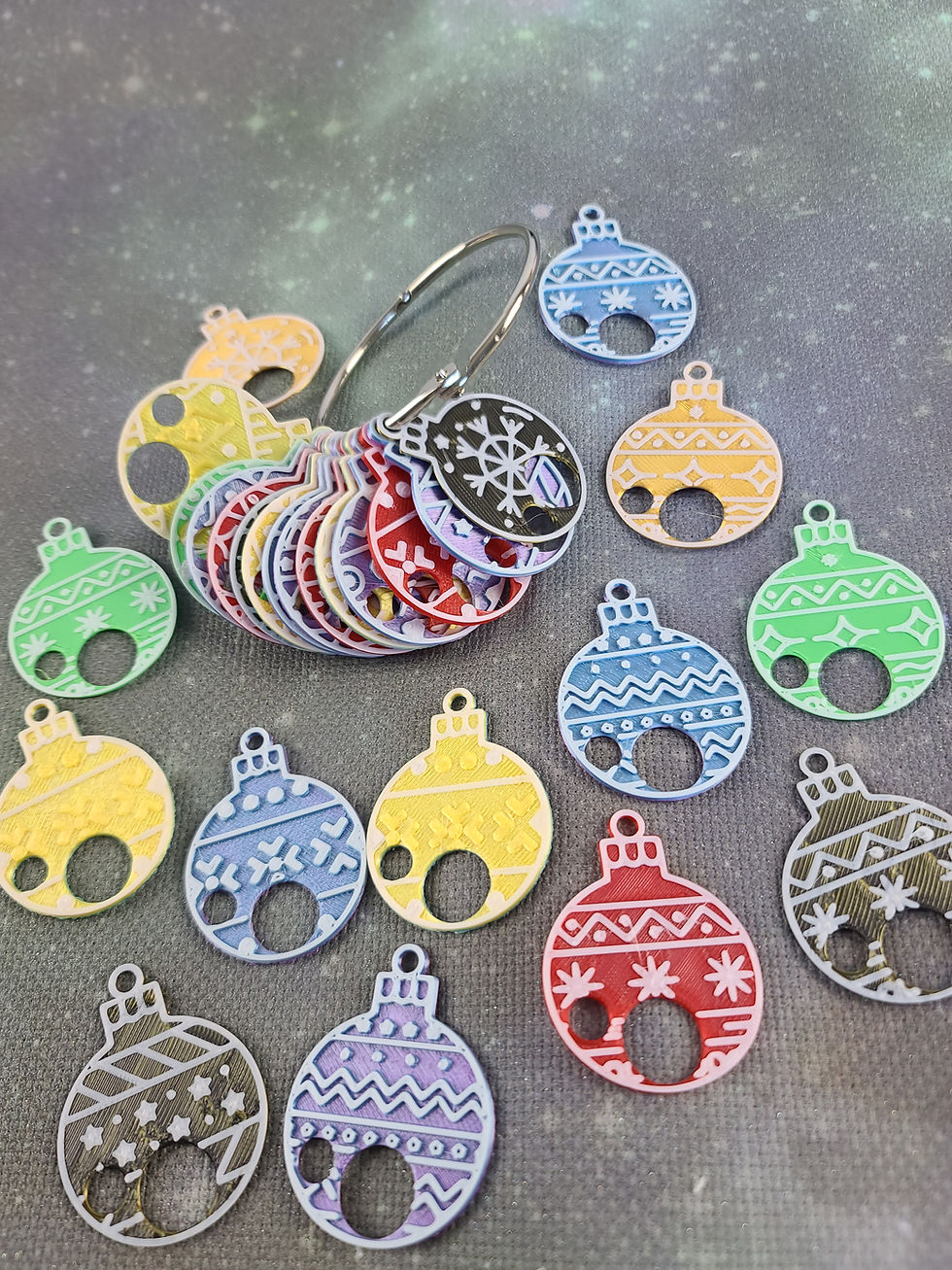 Thumbnail: Festive Bauble Floss Drops