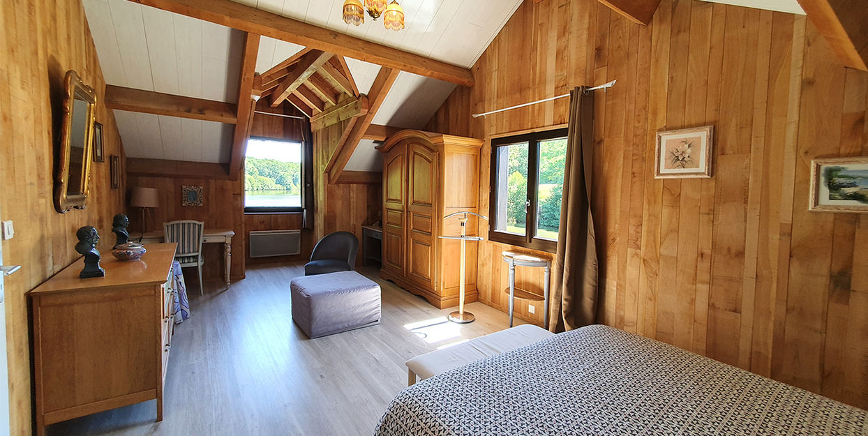 CHALET-BORD-DE-LAC.jpg