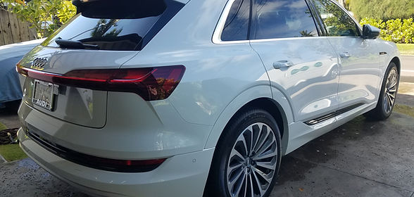 eTRON White (1).jpg