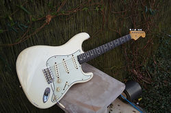 Stonecaster olympic white