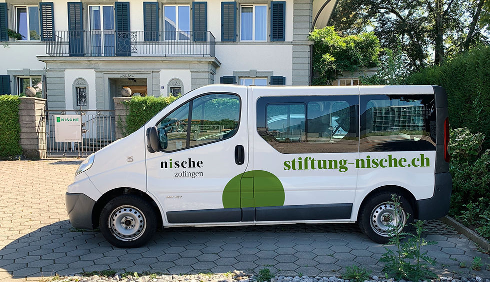Fahrzeug Design Beschriftung Corporate Design Stiftung Nische Zofingen