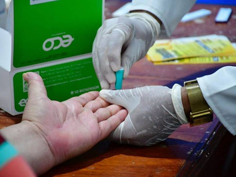 Julho Amarelo: Campanha de combate a hepatites terá testagem rápida e capacitação para profissionais da estética