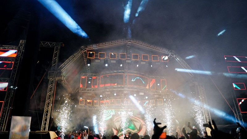 Shows de aparelhagens e ritmos regionais marcam abertura do Réveillon do Amapá